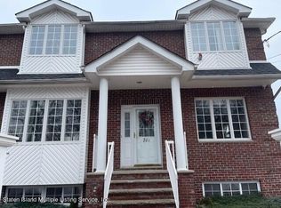 281 Riedel Ave, Staten Island, NY 10306