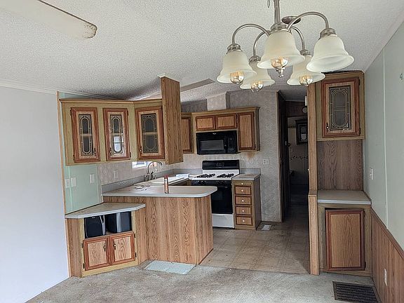 3rd image of 5810 W Us Highway 92 Lot 110