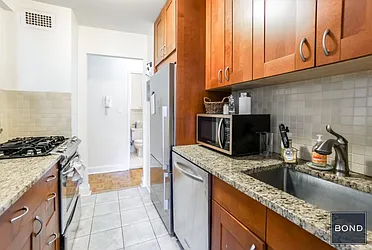 Rented by Bond New York