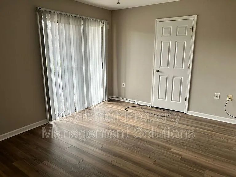 700 Rife Rd #11C — Photo 20