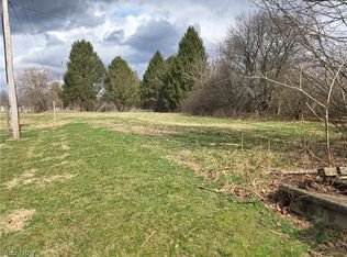 107 Cemetery St, Roseville, OH