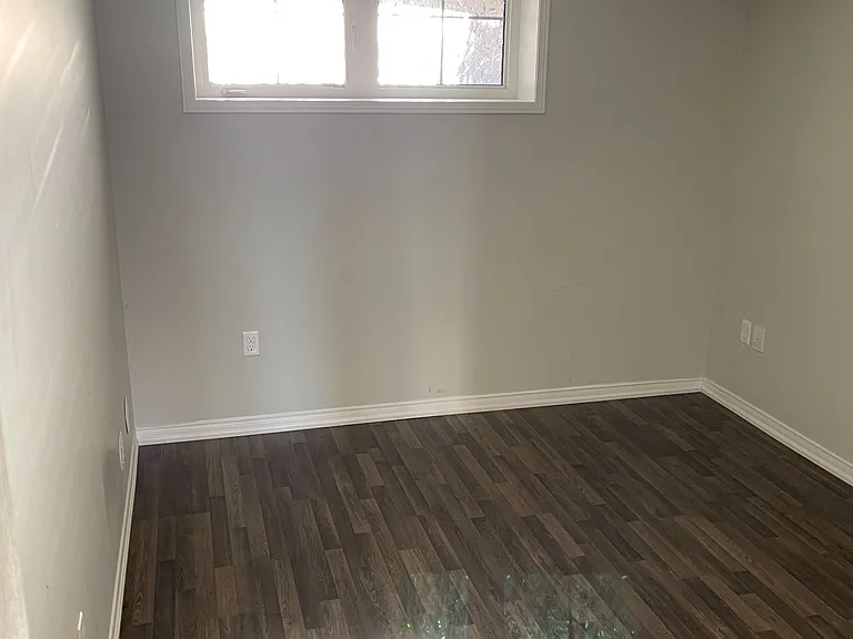 2484 Post Rd #1 — Photo 12