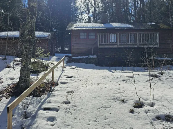 5807 Pikes Falls Road, Jamaica, VT 05343