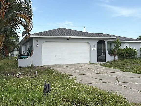 3rd image of 1224 SE 22nd Pl