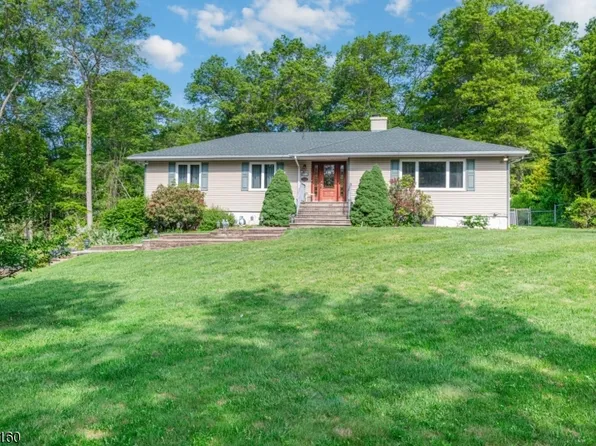 12 Pecan Ln, Jefferson Twp., NJ 07438
