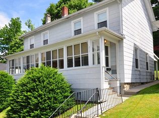 214 High St, Lee, MA 01238