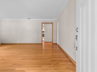 26 Marshall Rd, Branford, CT 06405