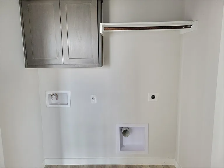 710 Granger Ln — Photo 14