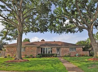 11514 Ainsworth Dr, Houston, TX 77099