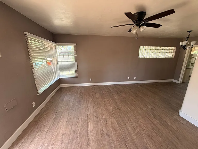 350 E Virginia Rd #350 — Photo 26