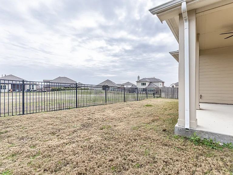 920 Foxbrook Way — Photo 37