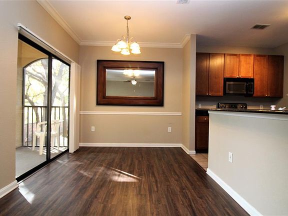 4th image of 2220 Chianti Pl Unit 825