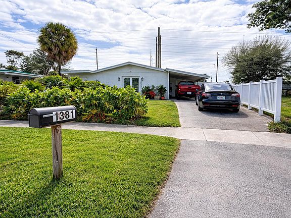 2nd image of 1381 W 1st Street