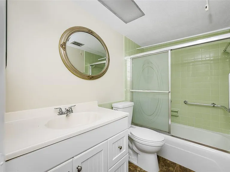 1001 77th Ave N #308 — Photo 11