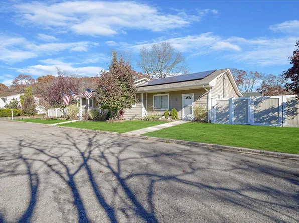 1136 William Floyd Parkway, Shirley, NY 11967