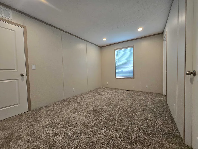 29800 Guilford Cir #107 — Photo 10