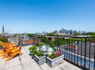 446 Clinton St APT 4, Brooklyn, NY 11231