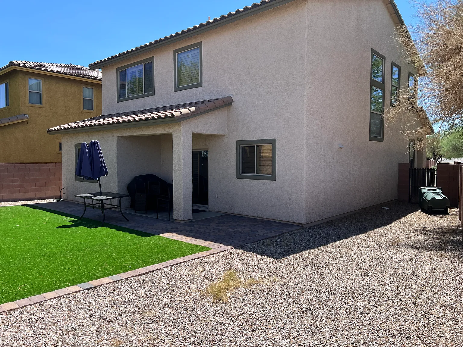4 bed, 1900 sqft, $3,000 — Photo 3