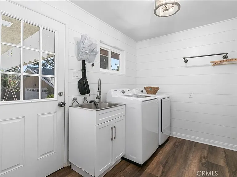 11758 Grant Dr — Photo 35