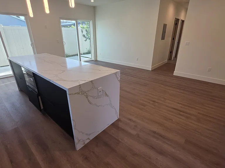 22730 Mariano St — Photo 9