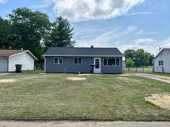 2nd image of 3441 N Faculty Dr