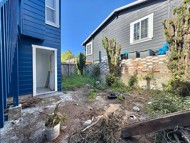 115 Concord St — Photo 24