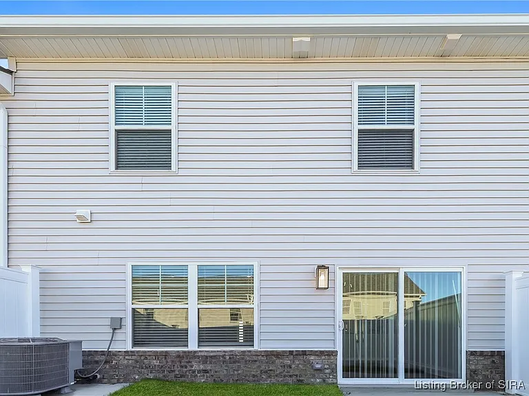 2069 Paddle Wheel Dr — Photo 14