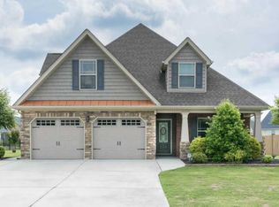 193 Sunrise Dr, Rossville, GA 30741