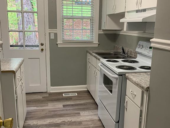 4th image of 3324 Vineville Ave #70D