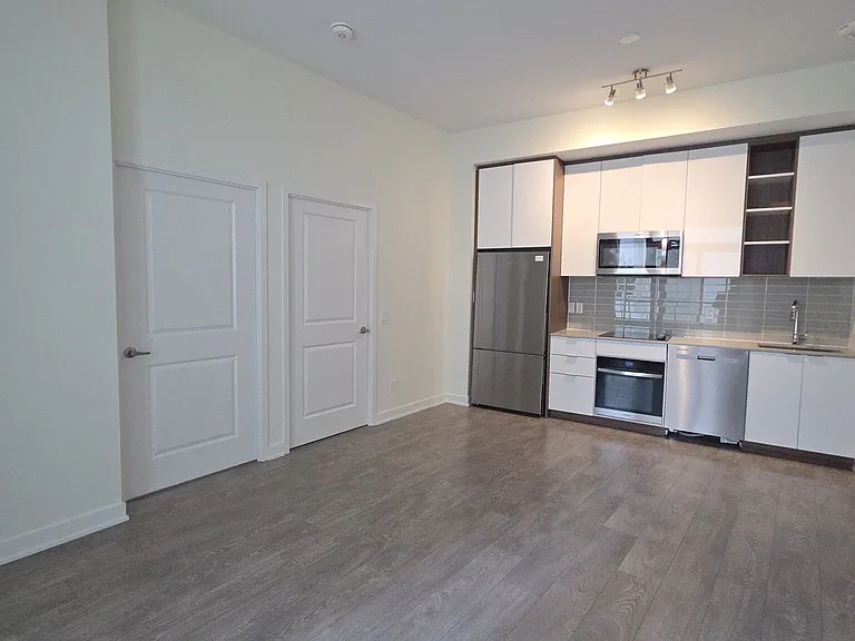 543 Richmond St W #227 — Photo 4