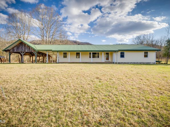 330 Ralph B Miner Dr, Jonesville, VA 24263
