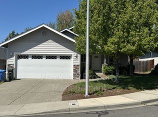 126 Aztec Ct, Grants Pass, OR 97527
