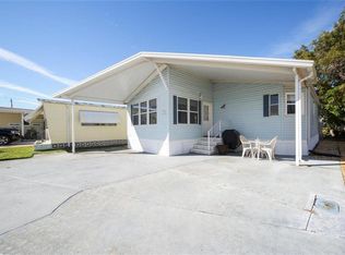 6518 Connecticut St, Bradenton, FL 34207