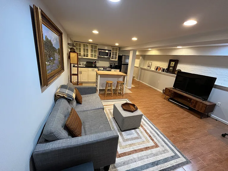 715 Quincy St NW #2 — Photo 12