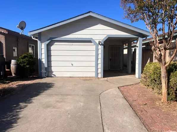 316 S 4th Ave, Oakdale, CA 95361