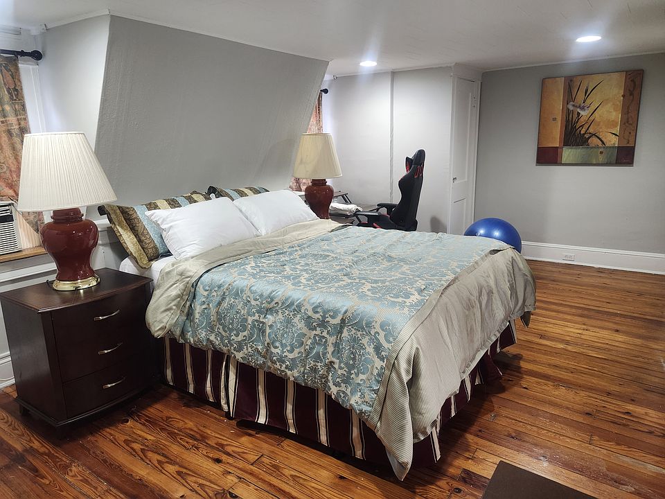 1st image of 3311 Guilford Ave #3