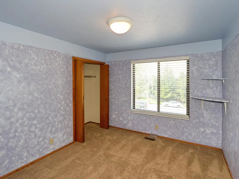 10729 S Maple Hill Cir — Photo 15