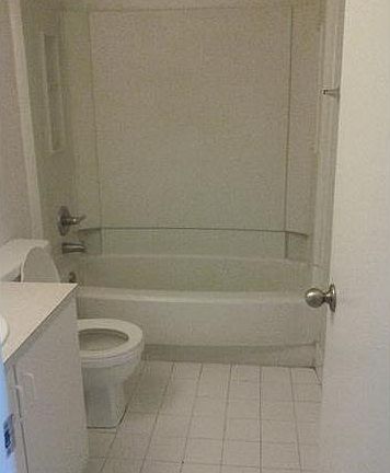 4th image of 6900 SW 39th St APT 110K