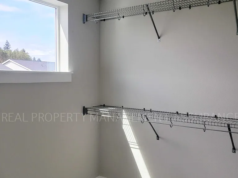 7365 SE Benedict St — Photo 45