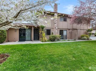 2810 Garden Ct APT B, Steilacoom, WA