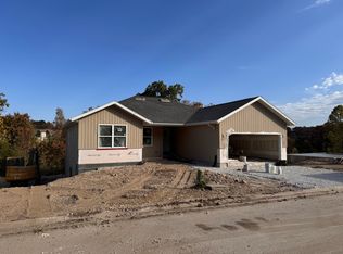 193 Sunrise Villa Dr, Branson, MO 65616