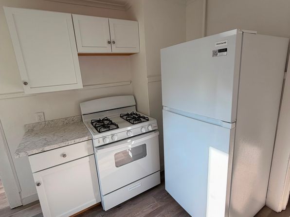 323 W Calthrop Ave #1