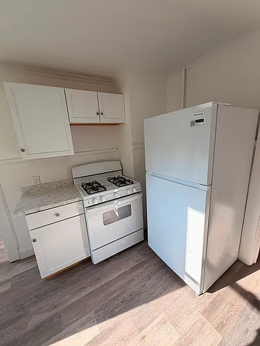 323 W Calthrop Ave #1 Photo 1