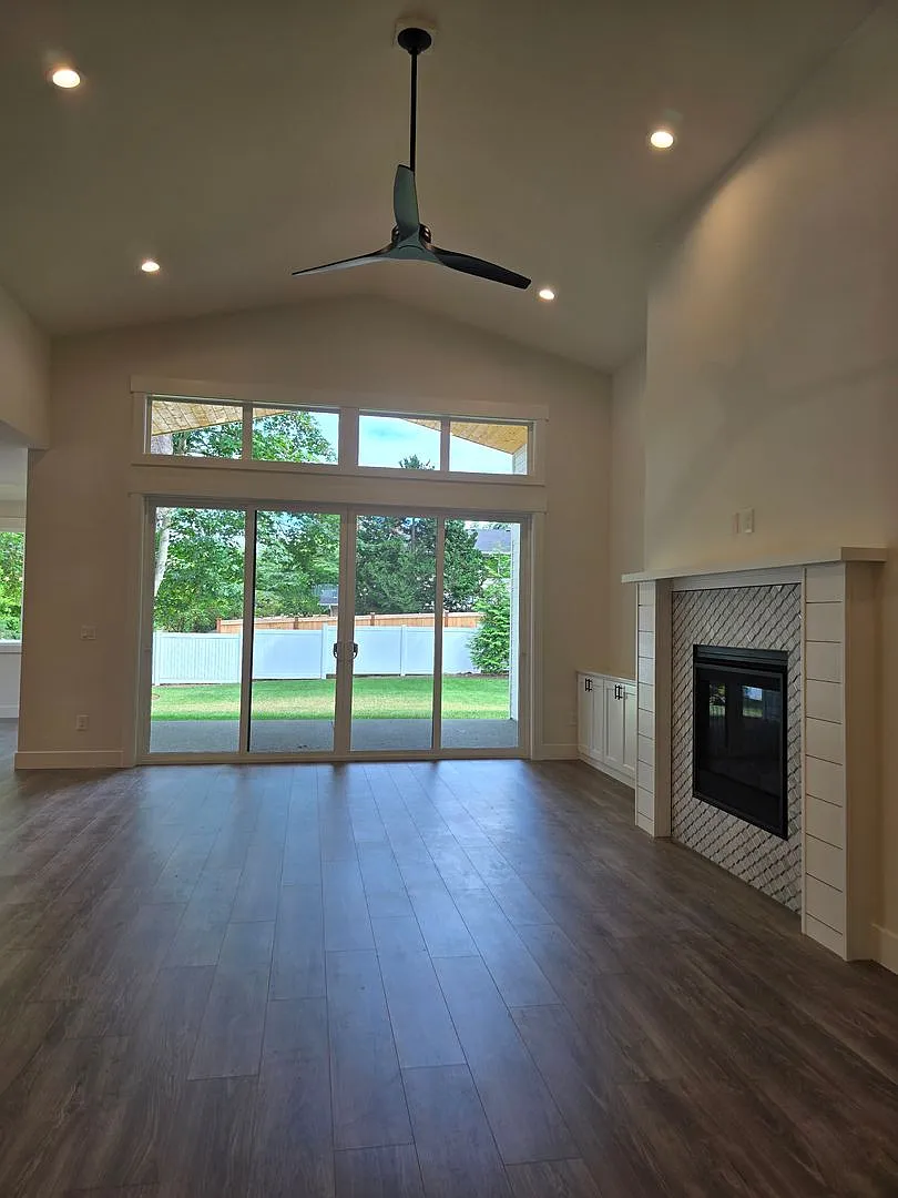 New Construction, 3 Bedroom Edgewood Rambler — Photo 4