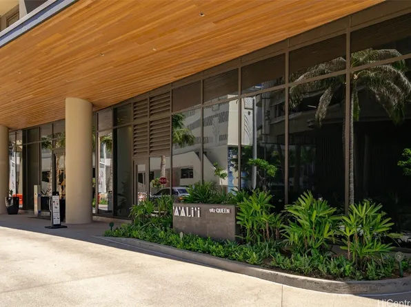 987 Queen St #1205, Honolulu, HI 96814