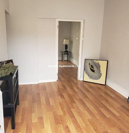 5th image of 6124 S King Dr #210