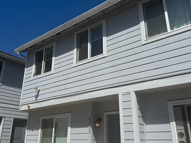 8527-8539 SE Clinton 7 plex — Photo 1