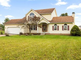 9077 Friendsville Rd, Seville, OH 44273