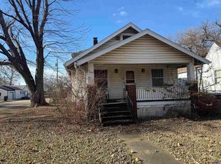 1943 SE Hudson Blvd, Topeka, KS 66607