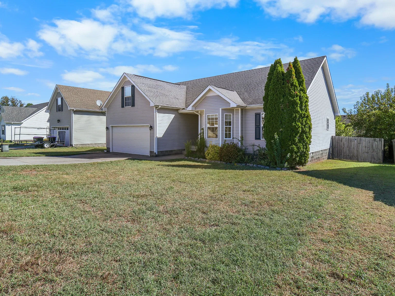 3 bed, 1550 sqft, $1,600 — Photo 3